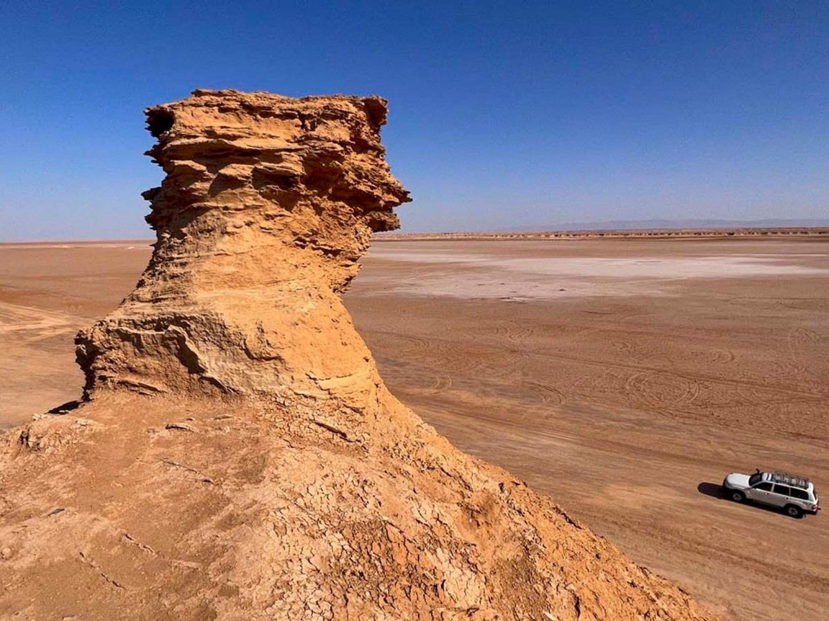 4WD: Desert Fantasy of Speed ​​and Passion