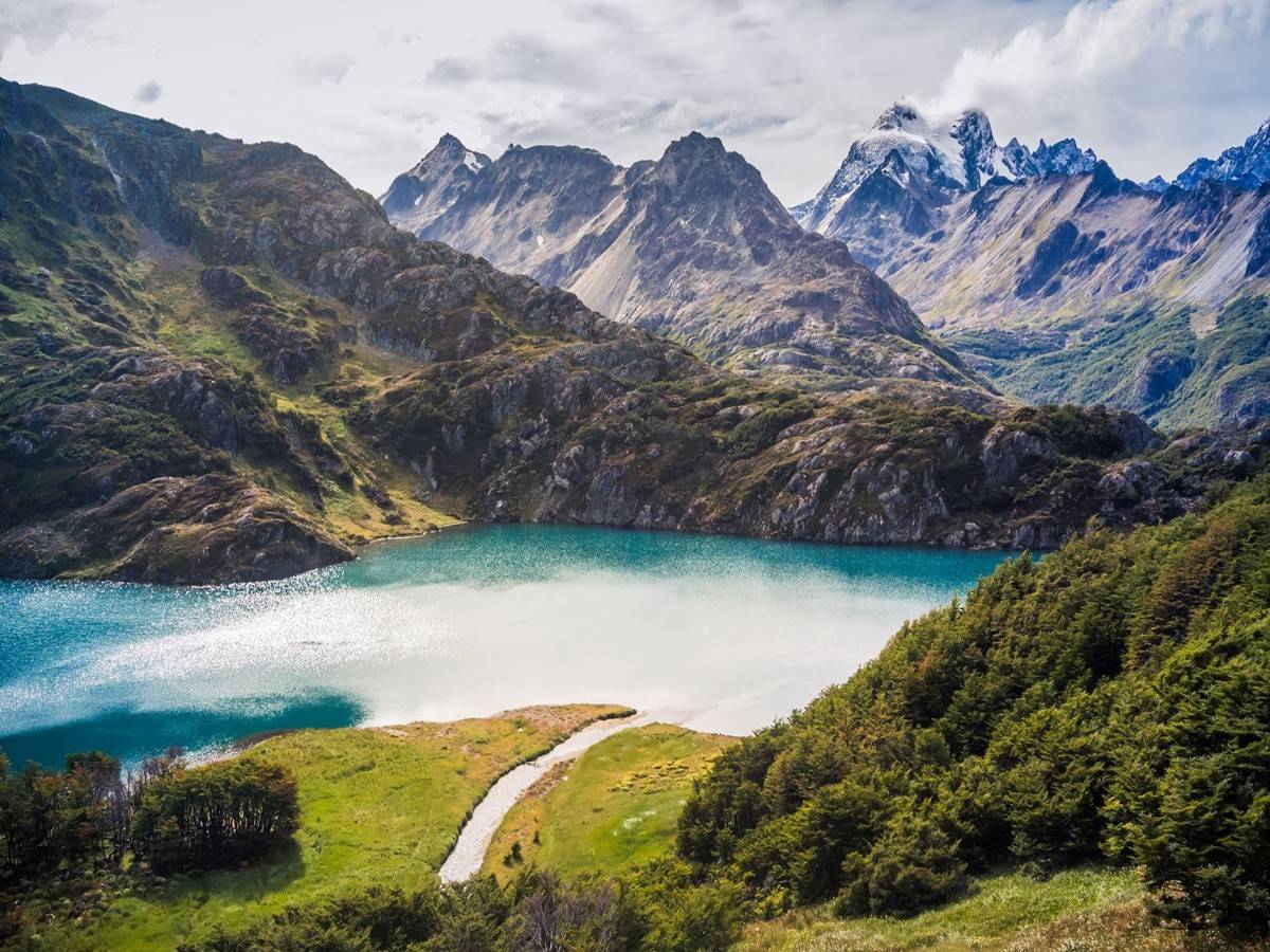 Exploring Tierra del Fuego-a journey of geographical wonders