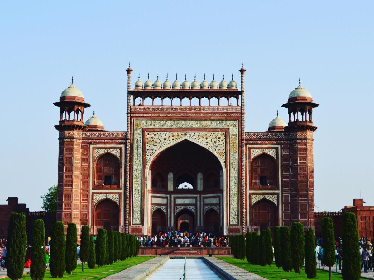 The Victory Gate (Buland Darwaza): a testament to the glory of history.