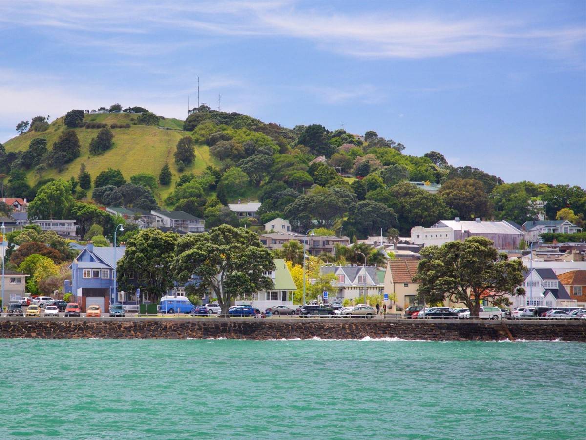 Mount Victoria: An Oasis in the City