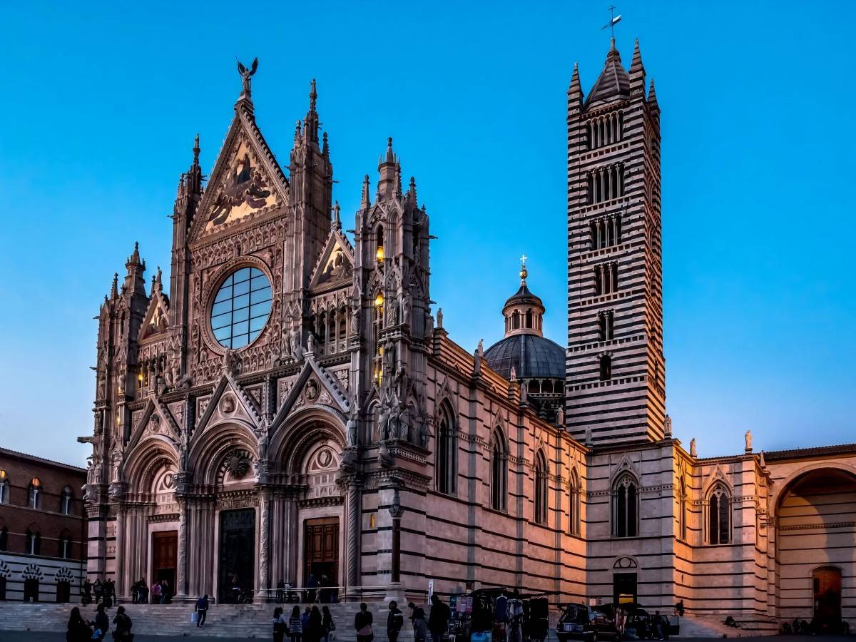 The Heart of Piazza dei Miracoli