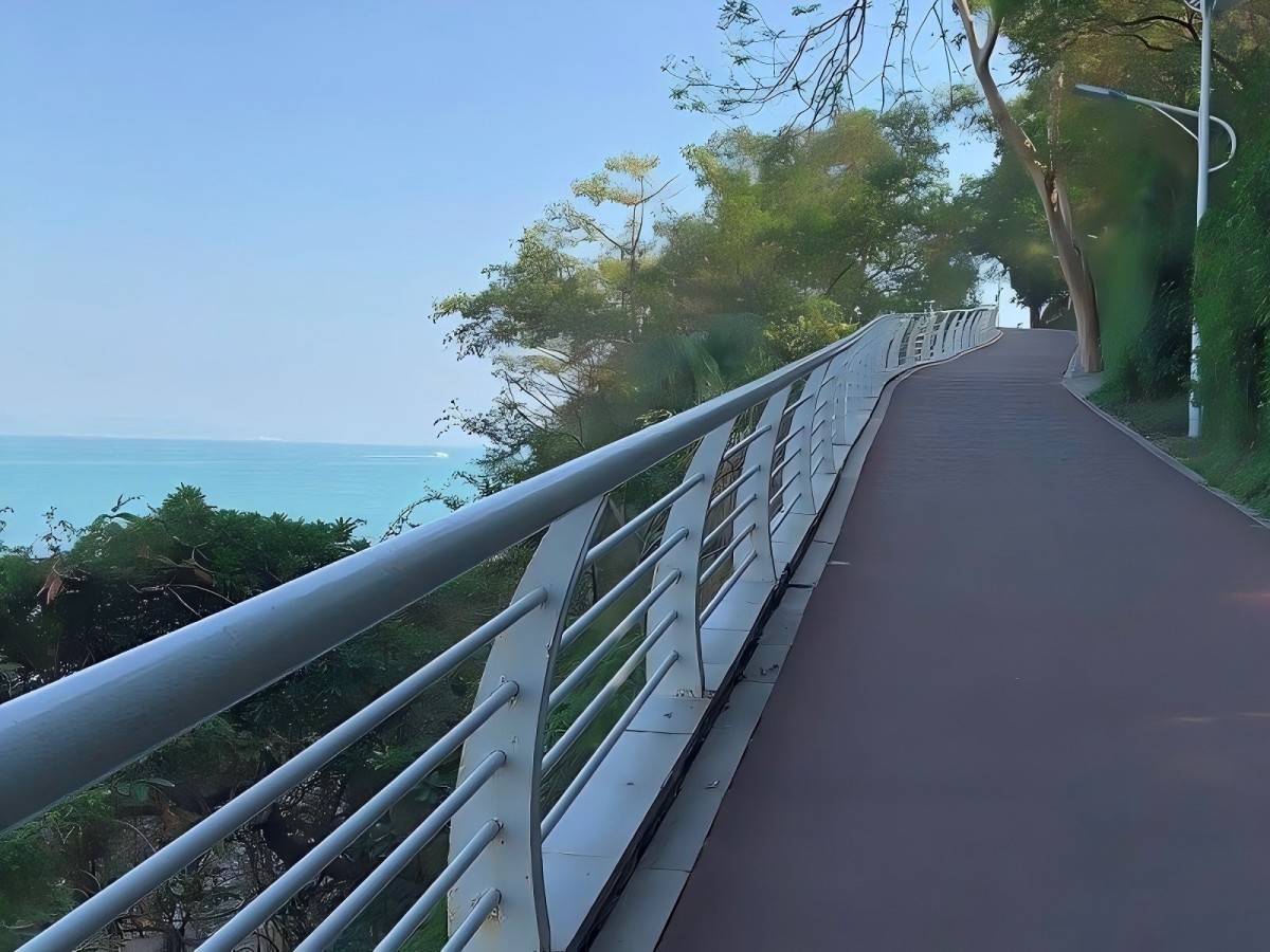 Stroll along the Coastal Walkway
