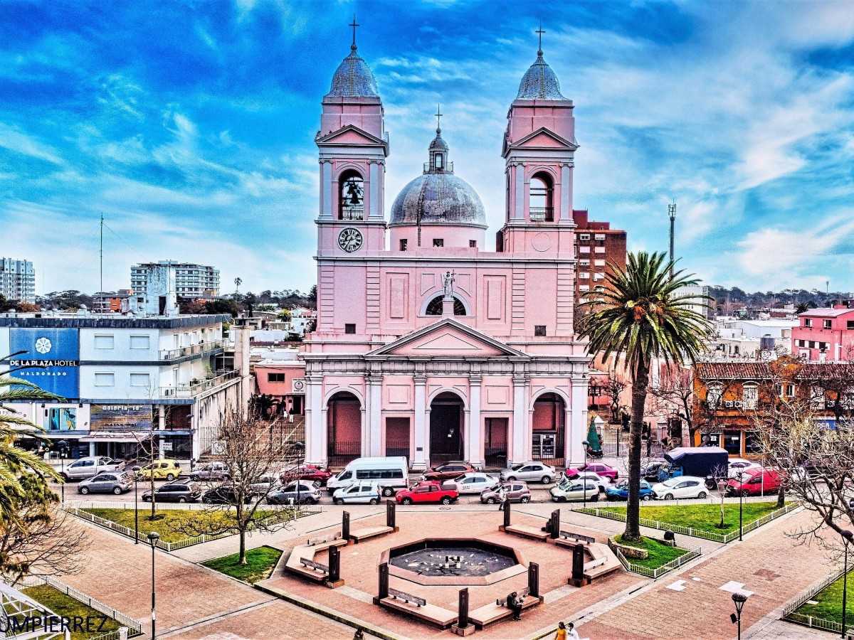Architectural aesthetics: a blend of classic and local features