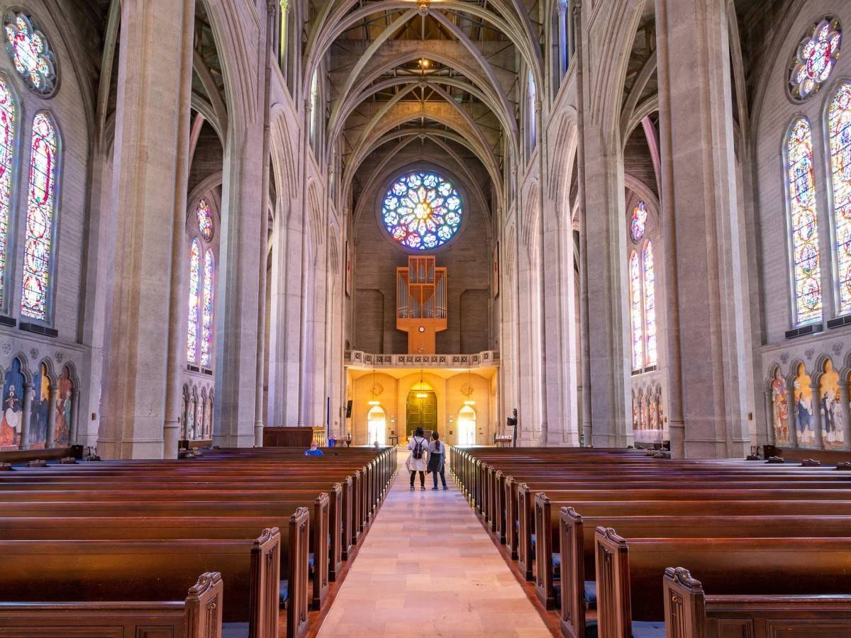 Attractions and Architectural Features