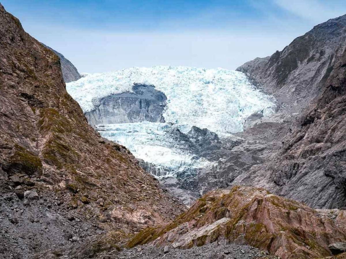 Explore: A magical journey of glacier hiking