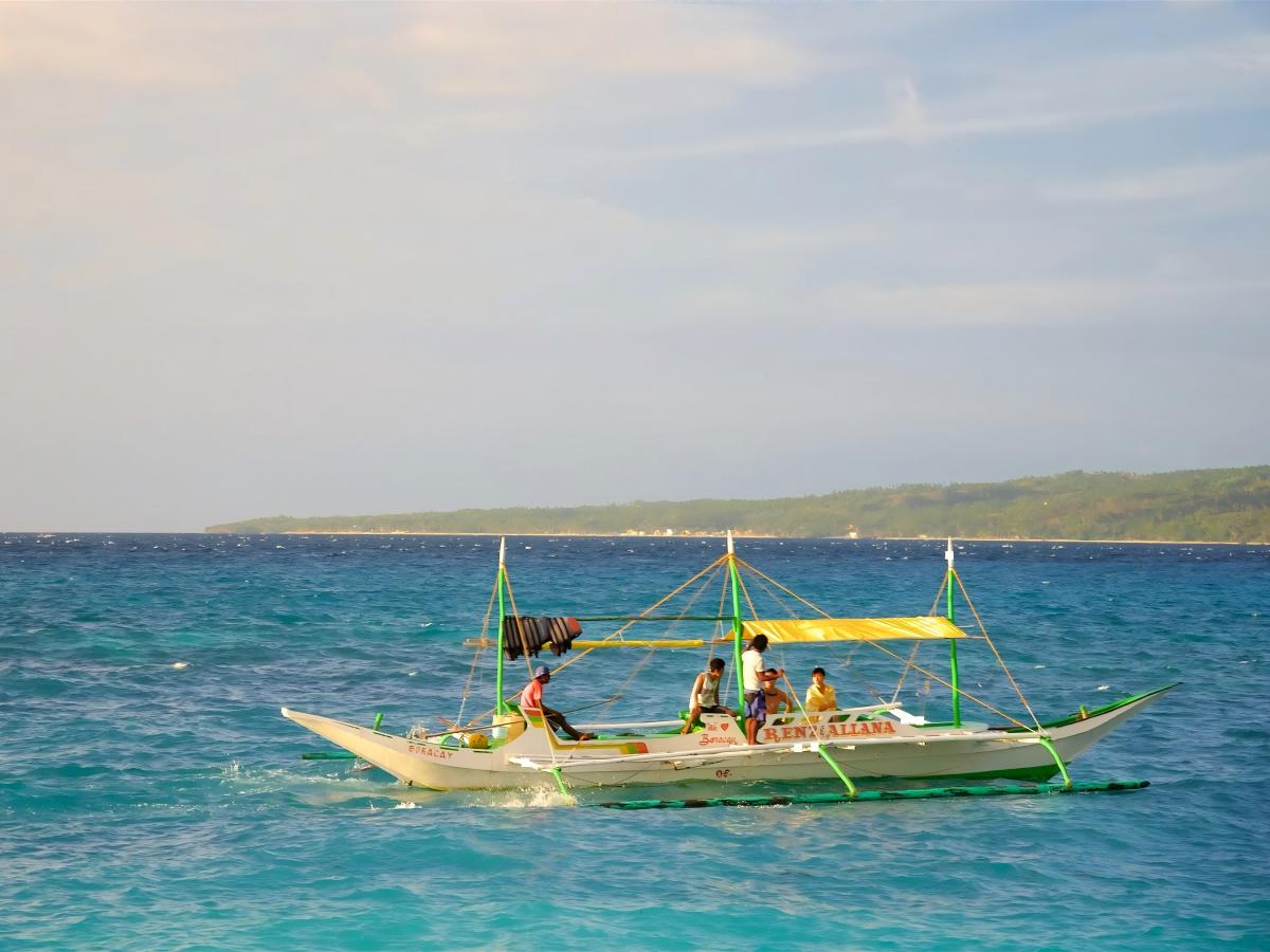 Enjoy colorful water activities