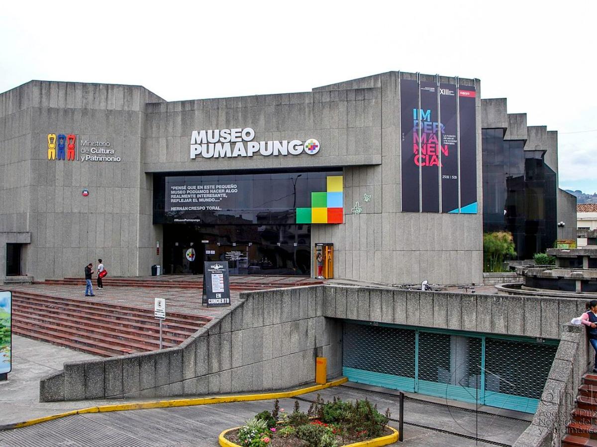 Cultural treasures at the Museo Pumapungo
