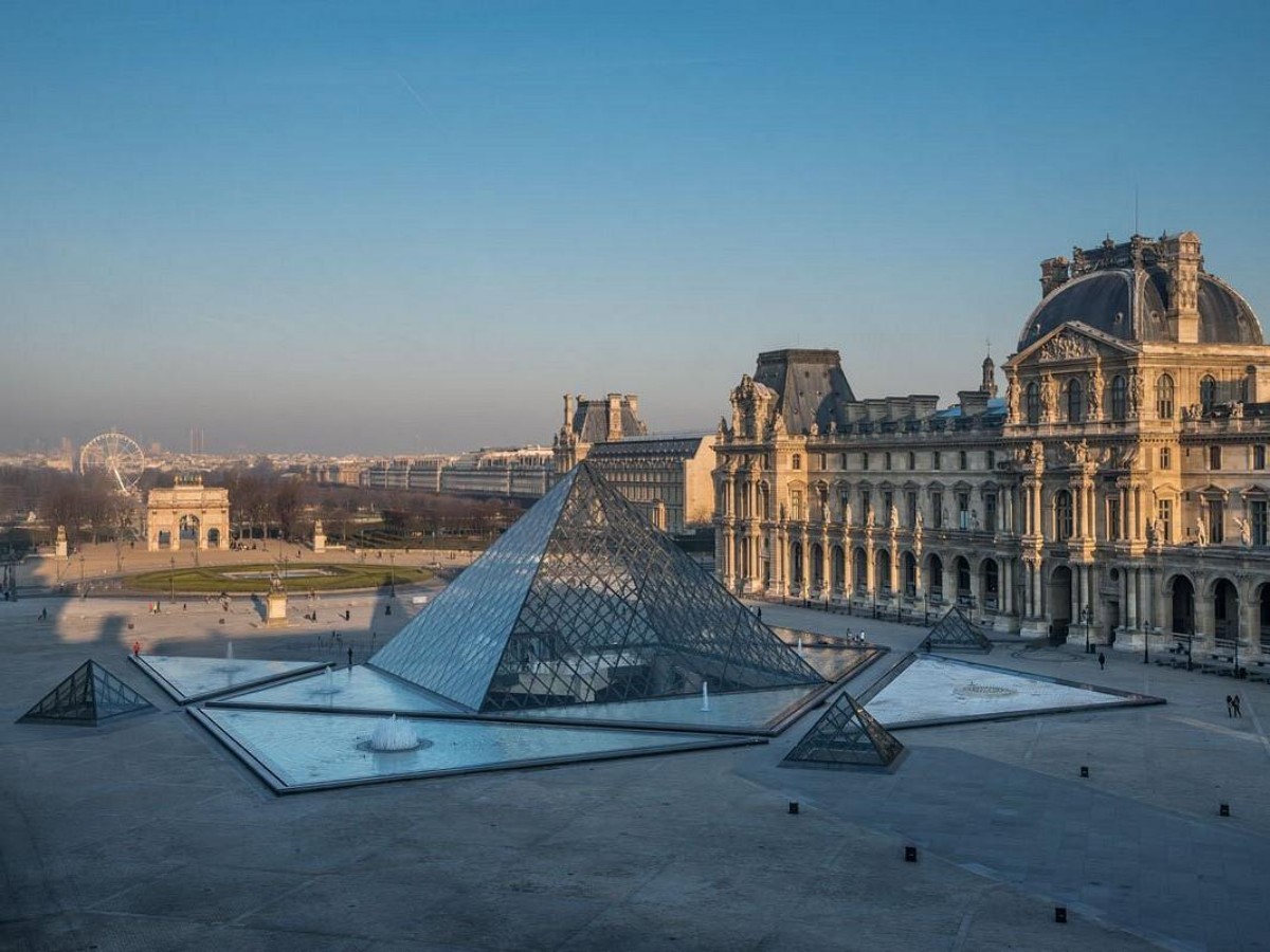 Vast art collections