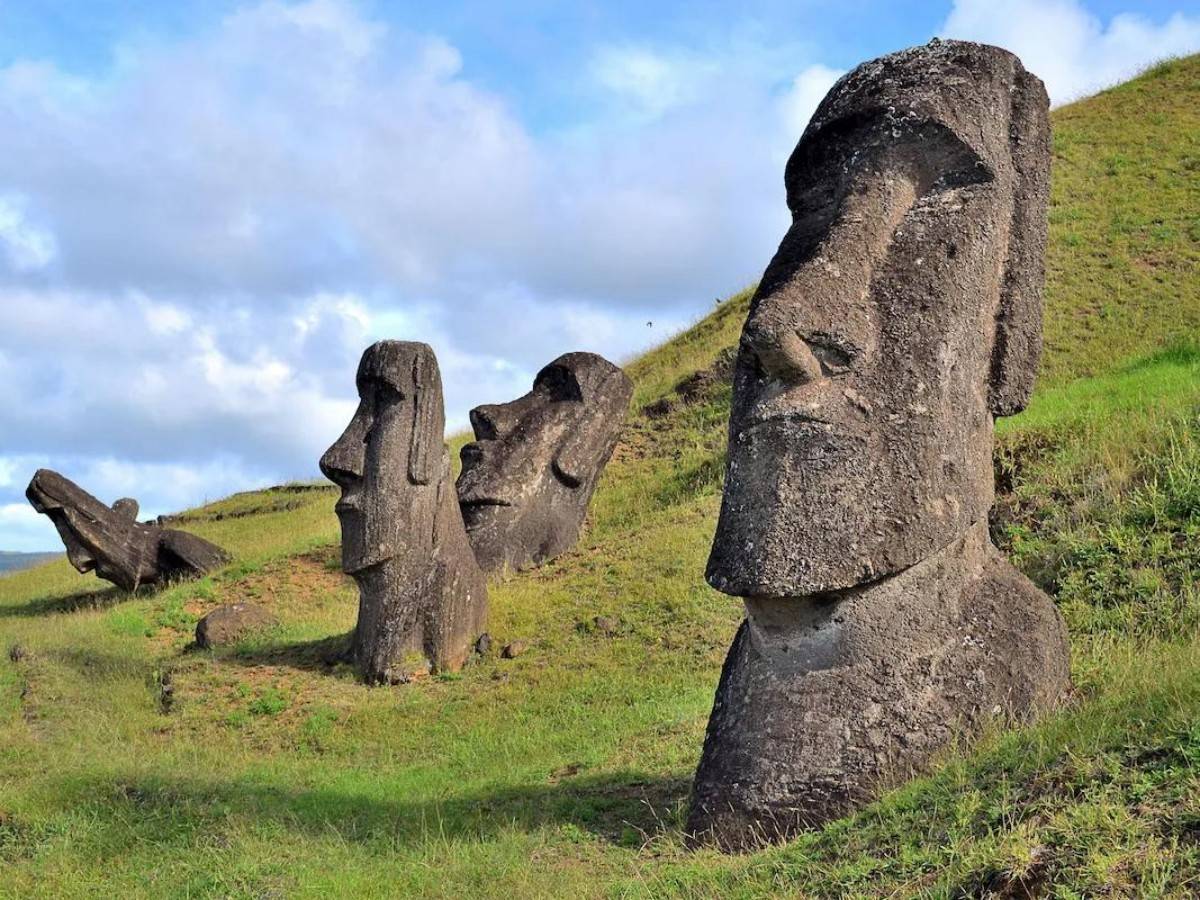 Main Attractions and Structures
