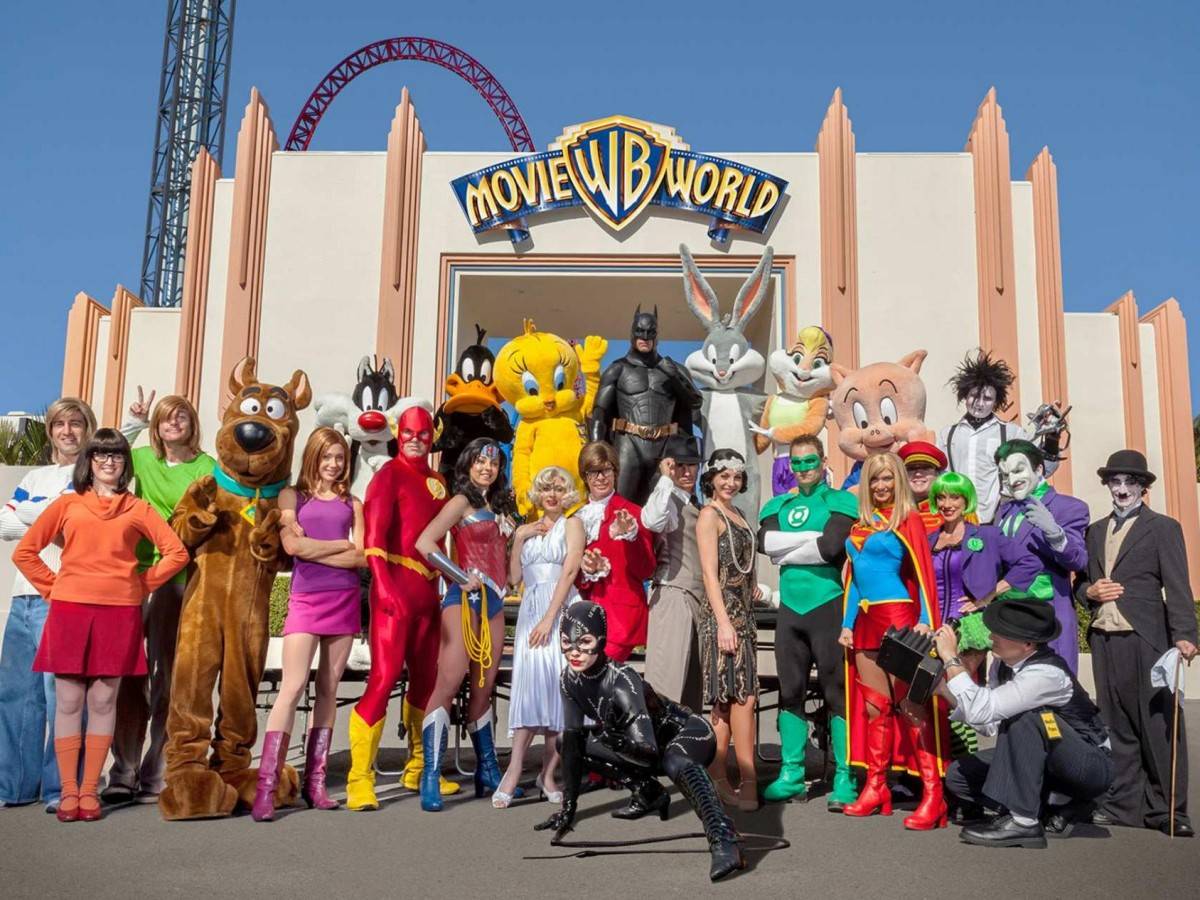 Step into the world of Hollywood and feel the charm of movies