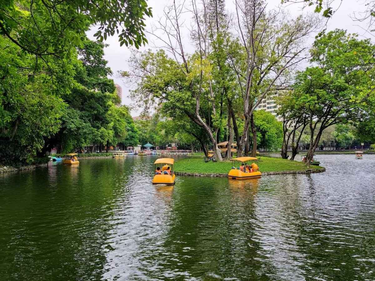 Route 2: Natural scenery leisure tour