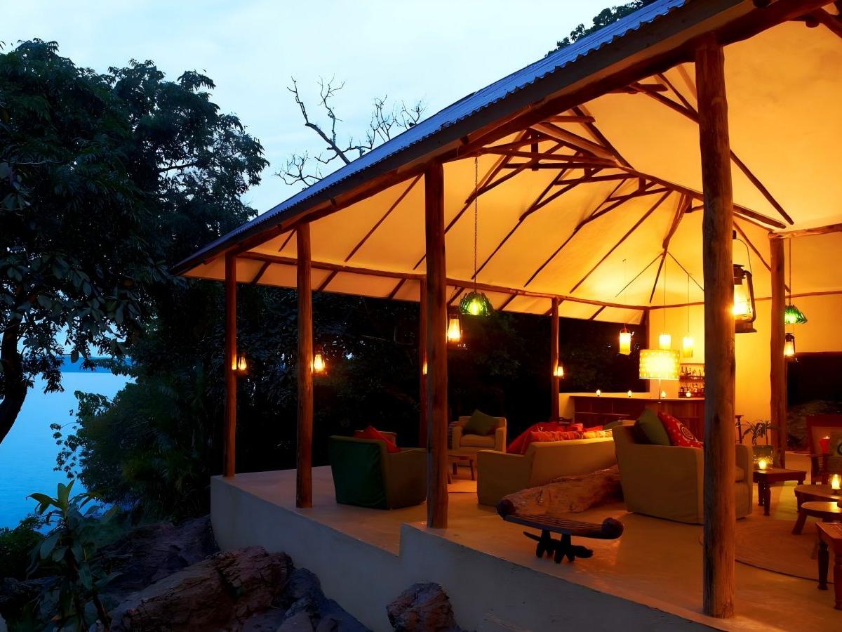 Featured Accommodations