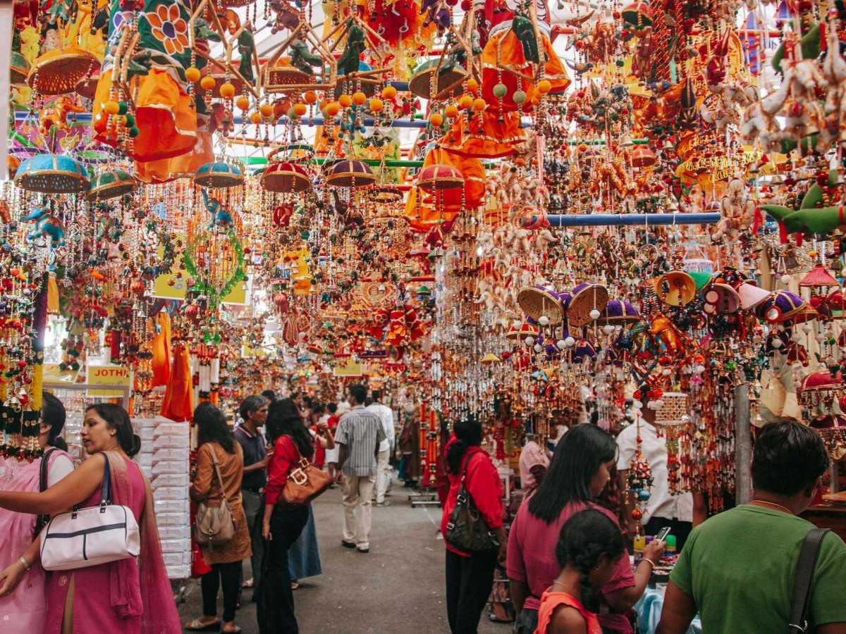 Buy special handicrafts