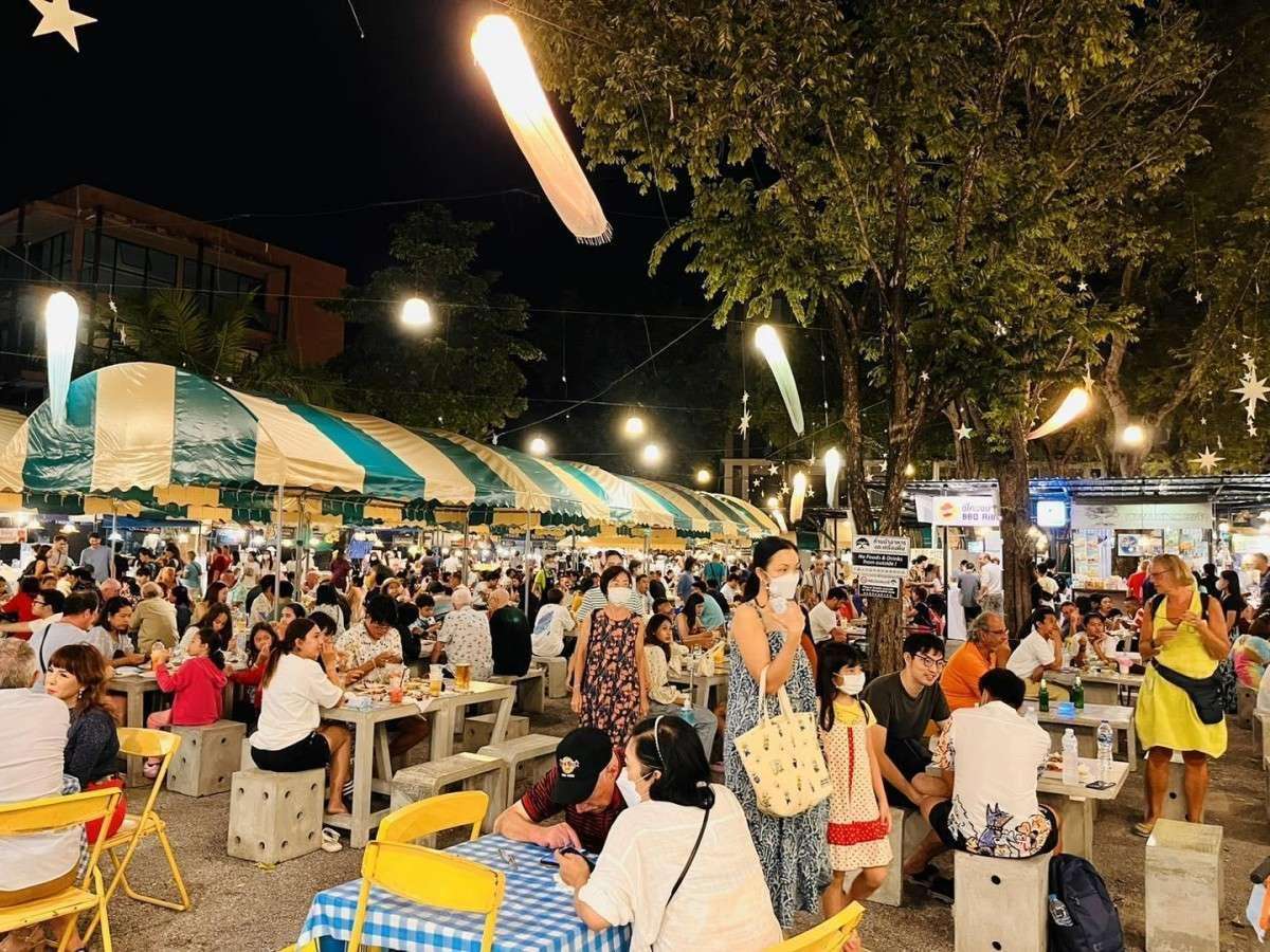 The diverse styles of Hua Hin Night Market