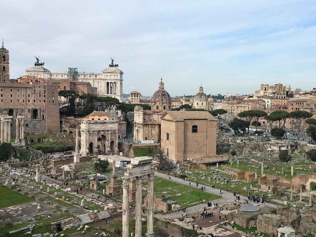 The Glory of Roman Architecture