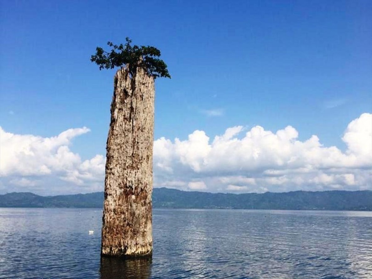 Local legend: The sacred residence of the lake god