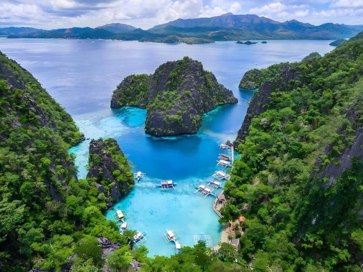 Kayangan Lake: The Cleanest Lake in the Philippines
