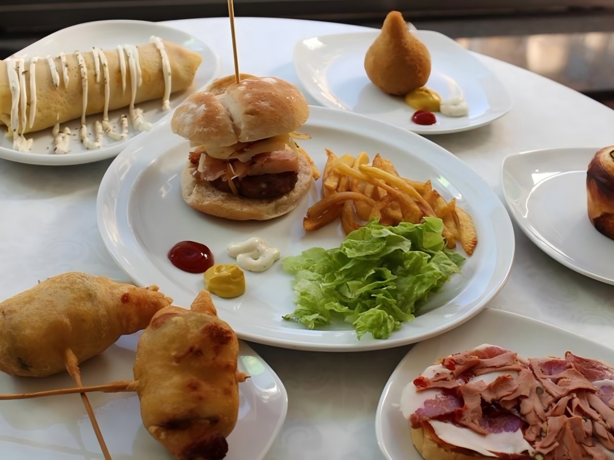 Street food in La Ronda: a delicious experience with local flavors
