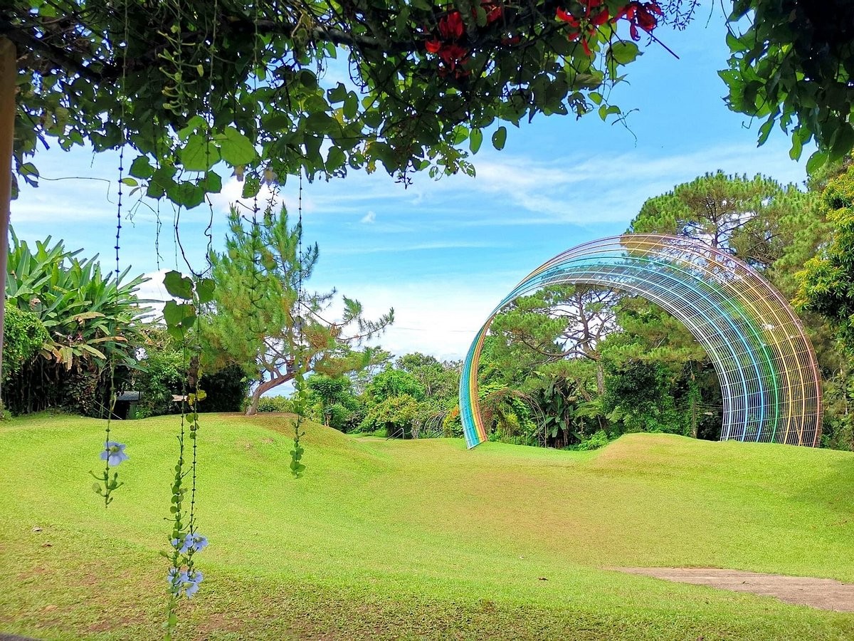 8:30 AM - Arrive at Eden Nature Park and check in.