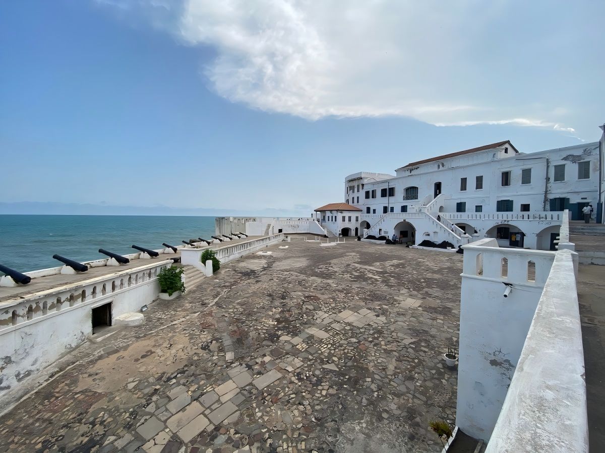 The connection between Cape Coast Castle's architecture and the slave trade
