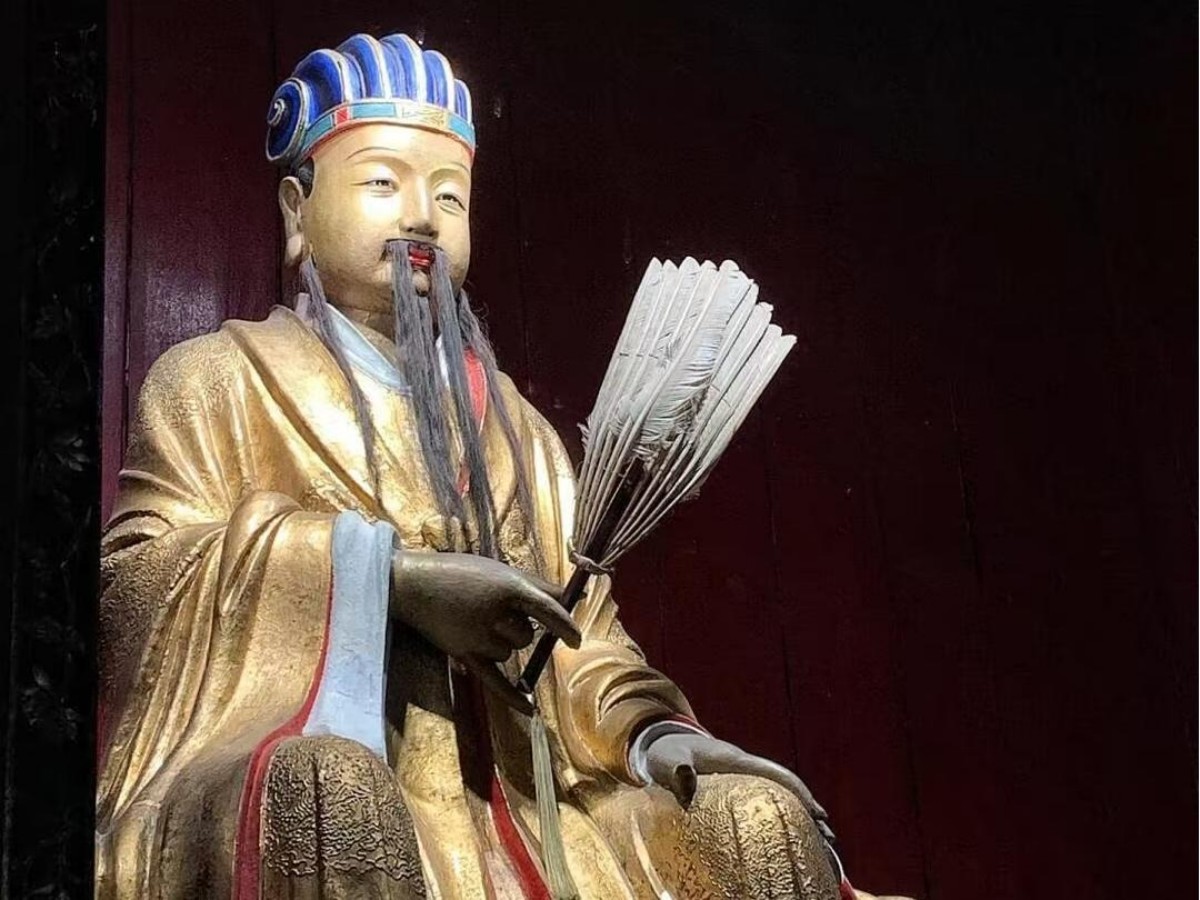 Shopping - unique souvenirs to bring back to Chengdu