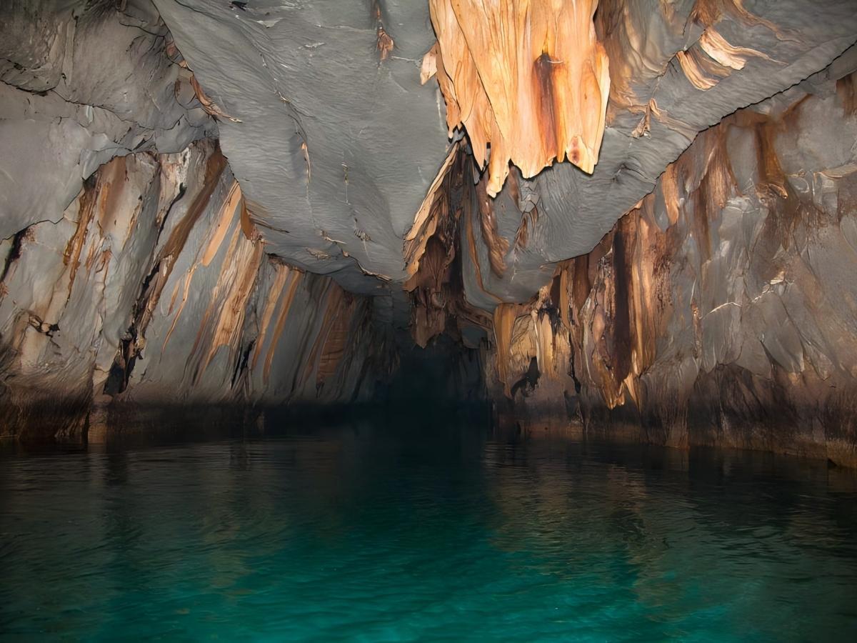 Geological Wonders: Nature's Artistic Creation