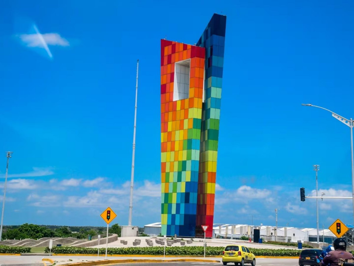Part 1: Art or gimmick? ——The controversy behind the statue
