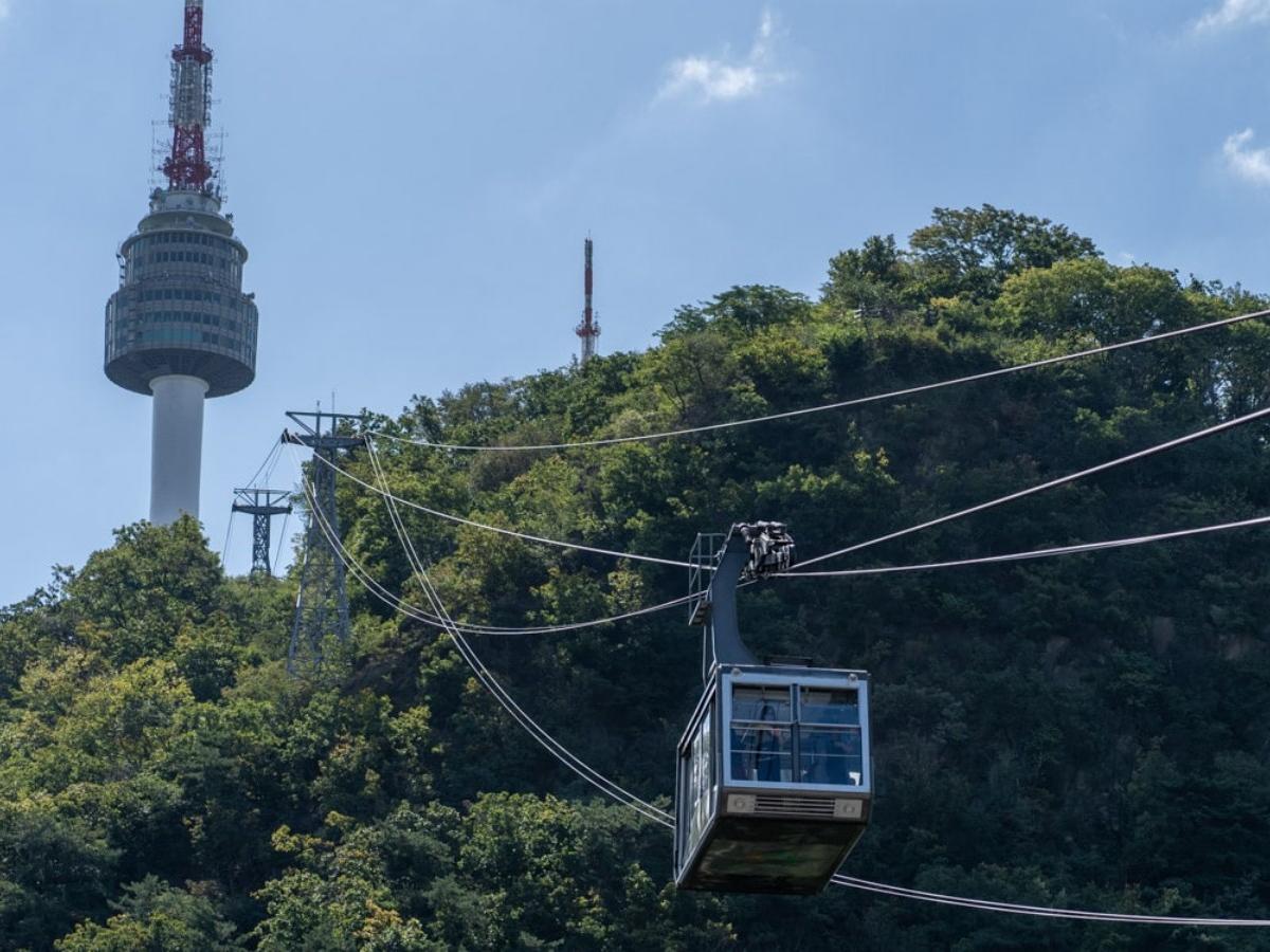 How to get to Namsan Tower?