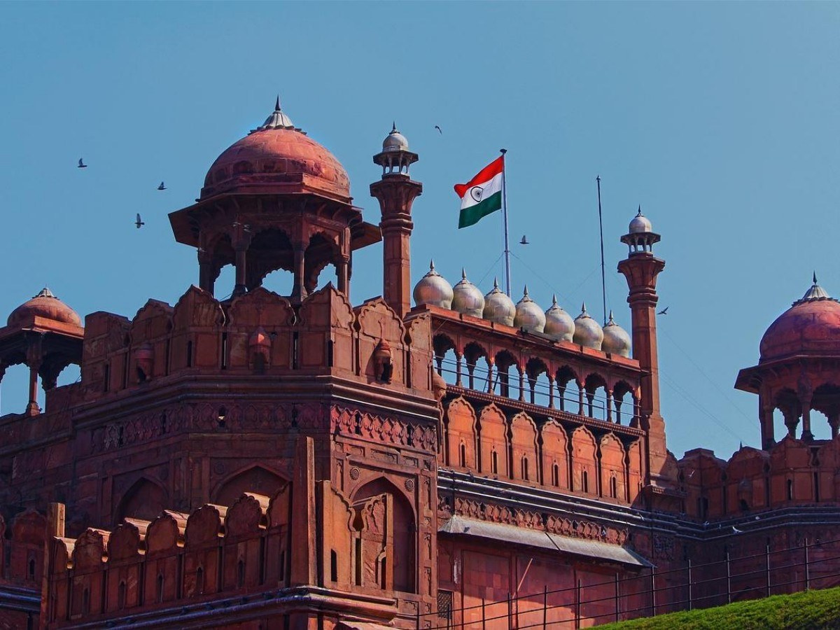 Red Fort at Night: Light Shows and Unique Experiences