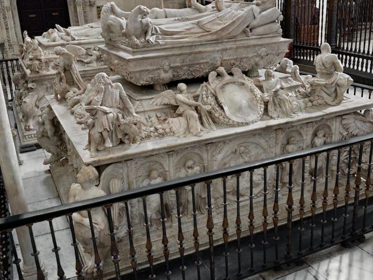 A Holy Place: Royal Chapel and Mausoleum of the Catholic Kings