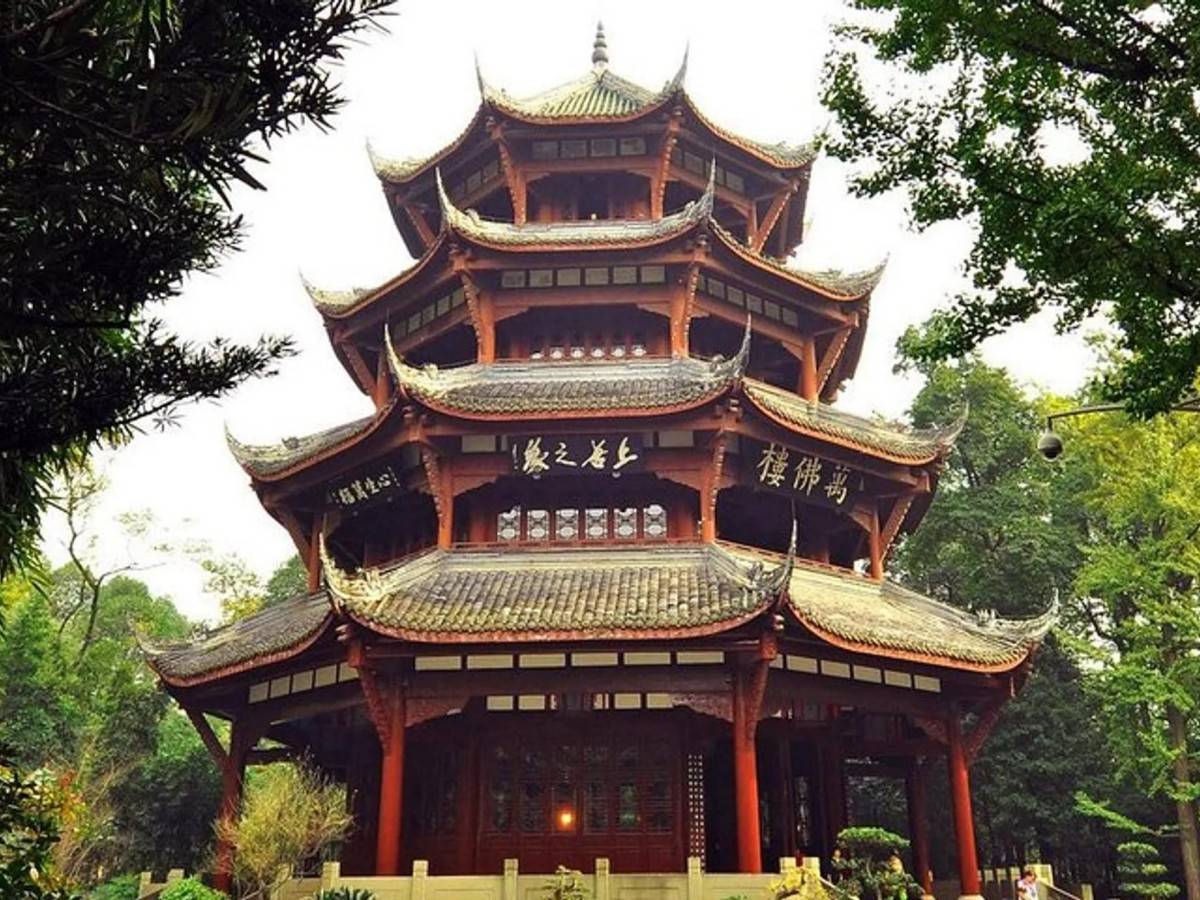 Historical Background of Wuhou Shrine