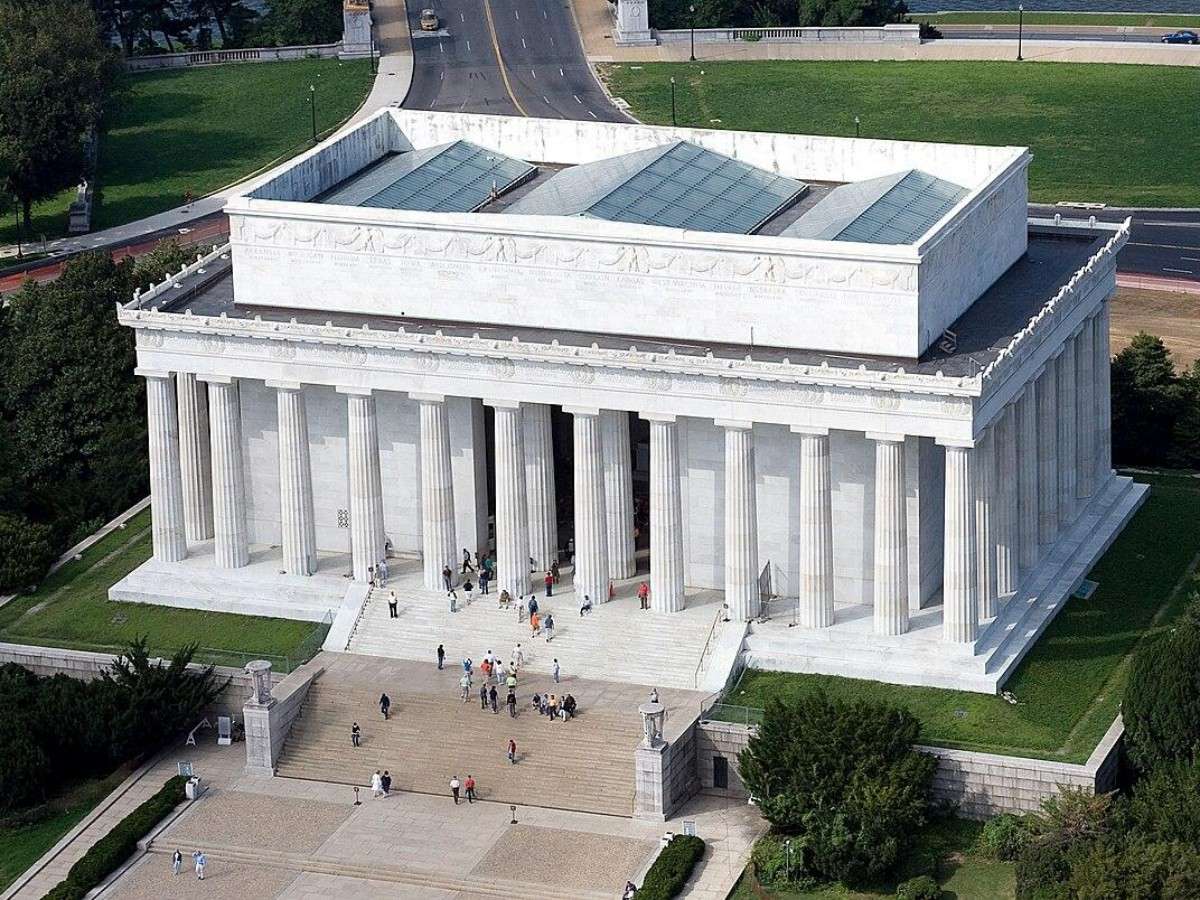 Lincoln Memorial construction background